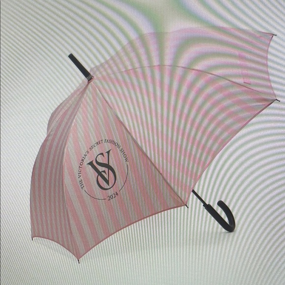 None Accessories - Pink and Black Umbrella with Traditional Frame